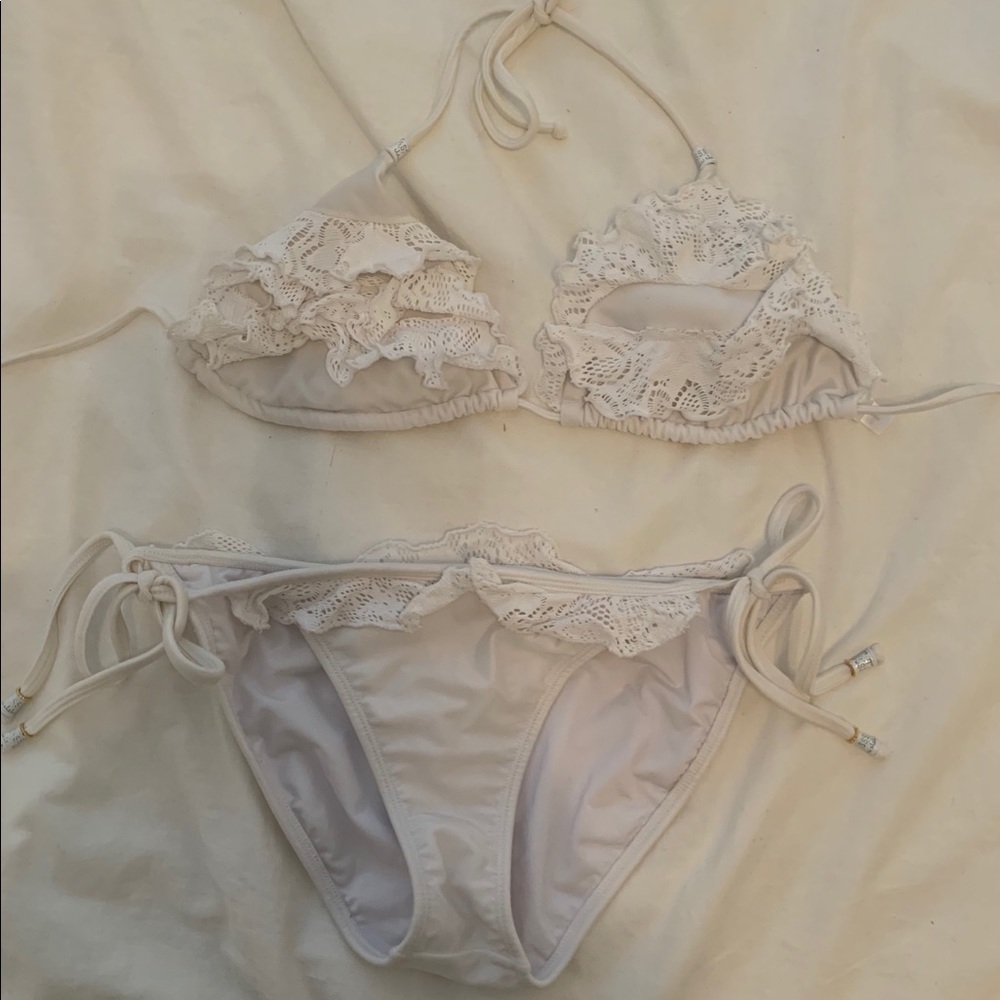 PilyQ(PQ) Bahama White Bikini - Picture 2 of 10